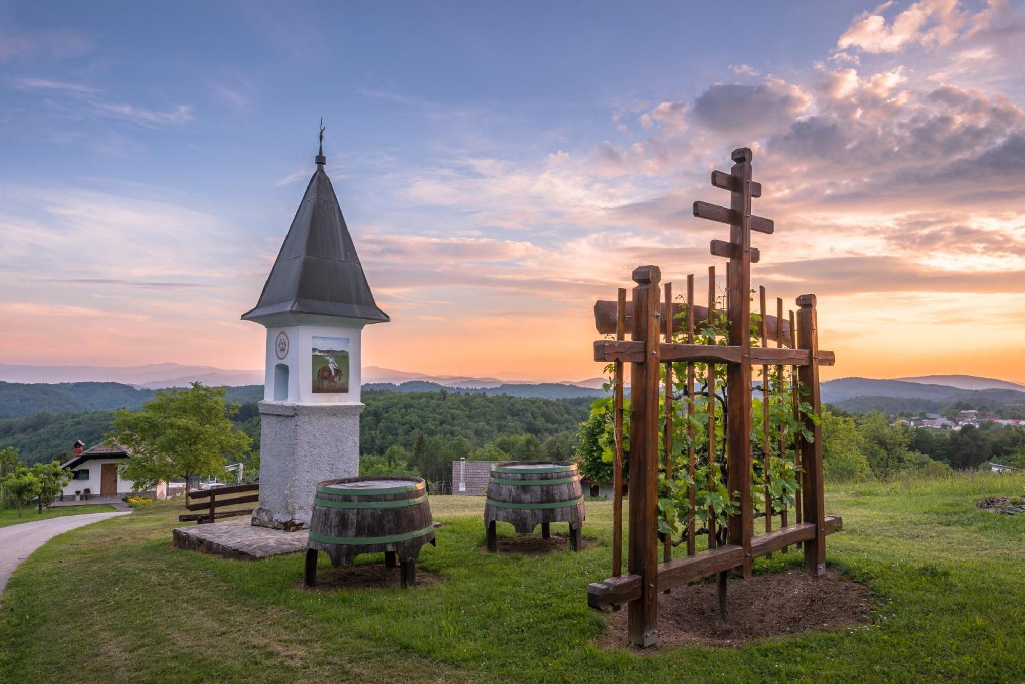 Vineyard Cottage Krivic Trebelno Exterior photo